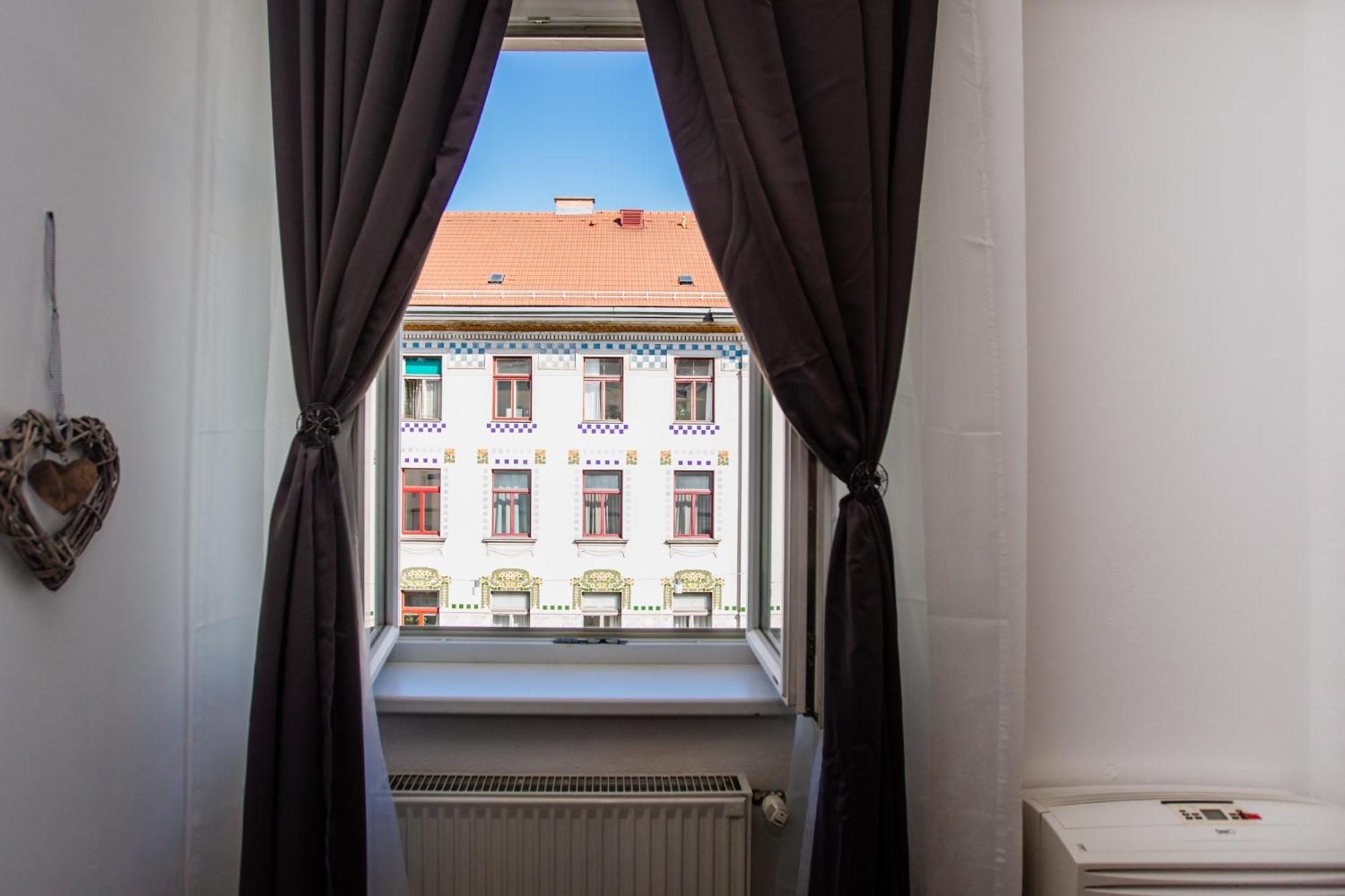 Central View Point Apartment Ljubljana Eksteriør bilde