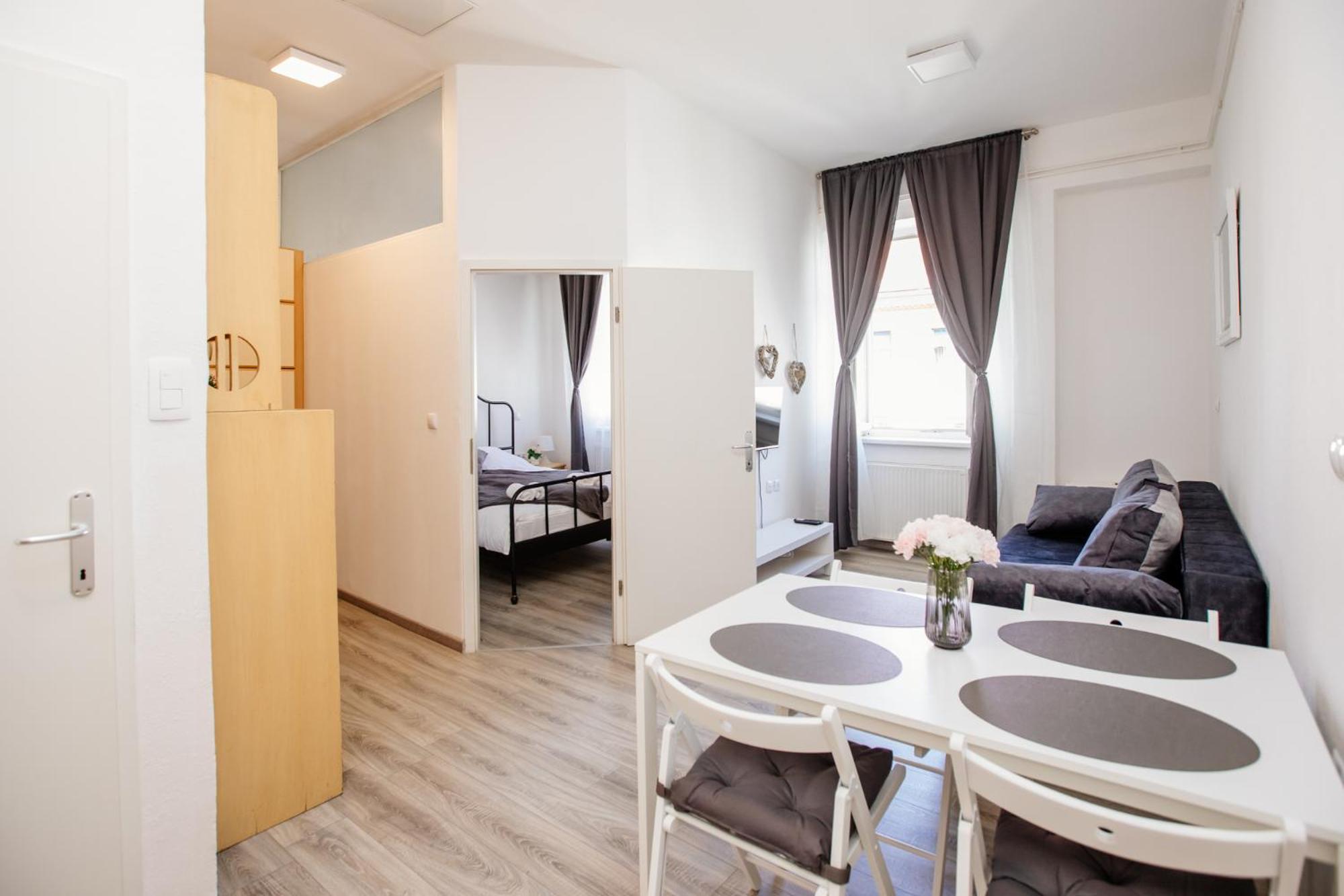 Central View Point Apartment Ljubljana Eksteriør bilde